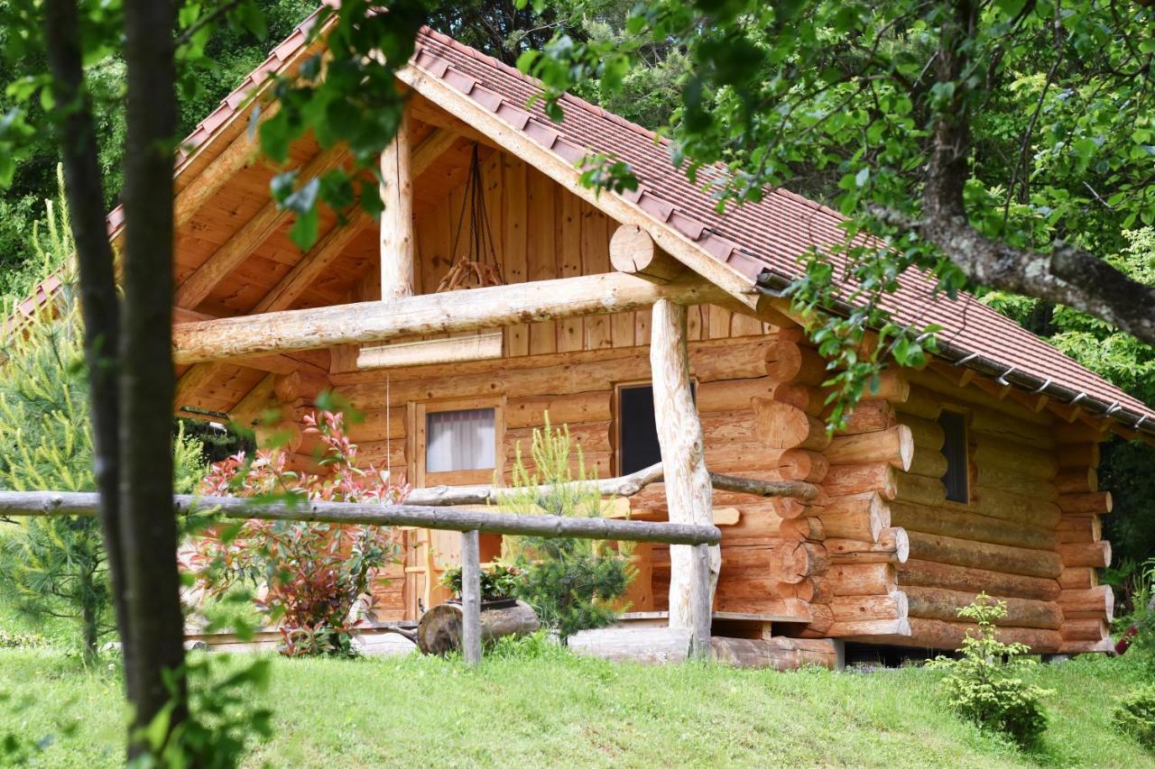 Hut At The Forest Male Brusnice Екстериор снимка